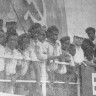 Тоголезские пионеры на борту   -  ТР Бриз  08 1977