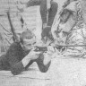 Кацай Анатолий  матрос 1-го класса выполняет стрельбу из пневматической винтовки лежа -  РТМ-7229 Юхан Смуул 06 09 1973
