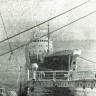танкер   Криптон  дает   топливо  БМРТ-0355  в   СЗА  - 1966 год