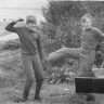 Аксенов Игорь с деревенским пареньком имитируют  схватку - деревня Рылово, 1962 год