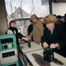 пивко в какой-то Таллиннской забегаловке продают в 1990-е годы?
