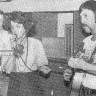 Губина Евгения исполняет эстрадные песни -  БМРТ-605 Мыс Челюскин июль 1979