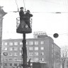 протяжка линии электропередач для троллейбусов бригадой Виктора Ранну   1965