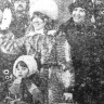 Родные и  близкие  в  ожидании  встречи с рыбаками БМРТ-604 Рудольф  Сирге  - 25 12 1976