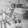 напряженный момент игры   в   волейбол - БМРТ-350 Эвальд Таммлаан 23 09 1975  Фото   Е.   Белоголовцева.