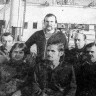 Веренич И. рыбмастер  слева и Ю.  Пушкарев  справа– БМPT-253 Март Саар 04 11 1978