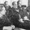 Работники ТБТФ на встрече с кандидатом в депутаты Хольцманн Тойво ст. инженер ТО - 02 03 1969